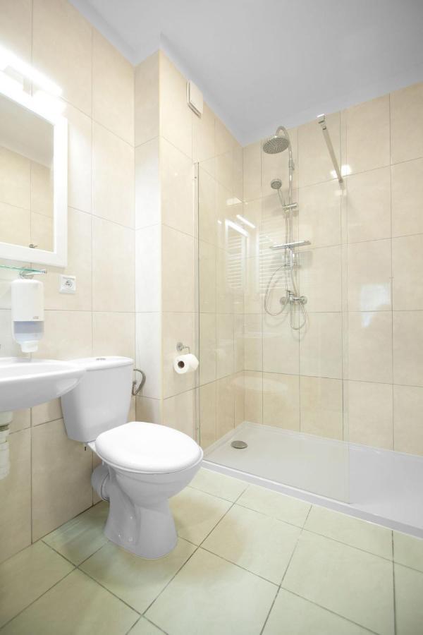 Hotel Taaakaryba à Kołobrzeg Extérieur photo