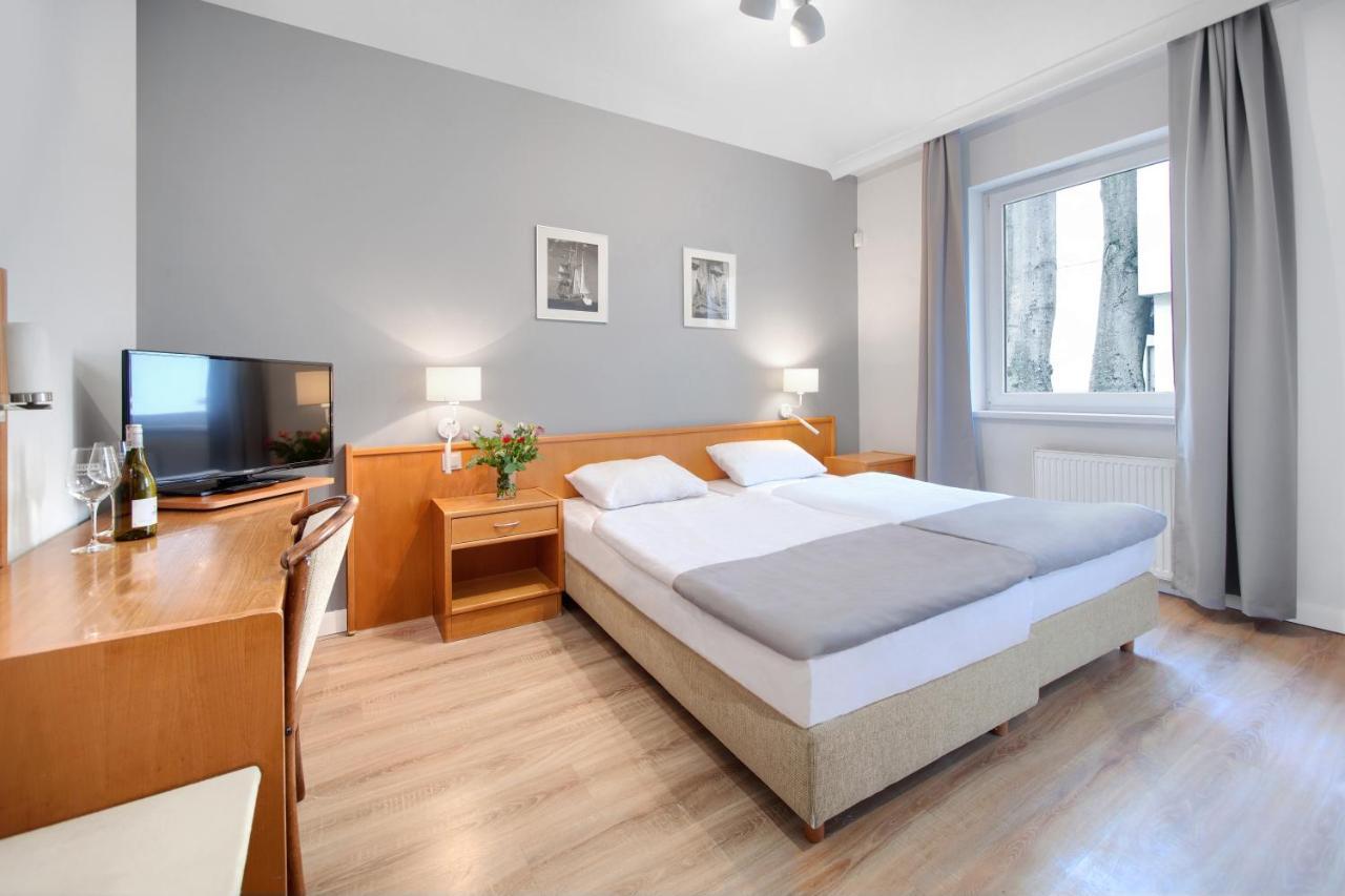 Hotel Taaakaryba à Kołobrzeg Extérieur photo