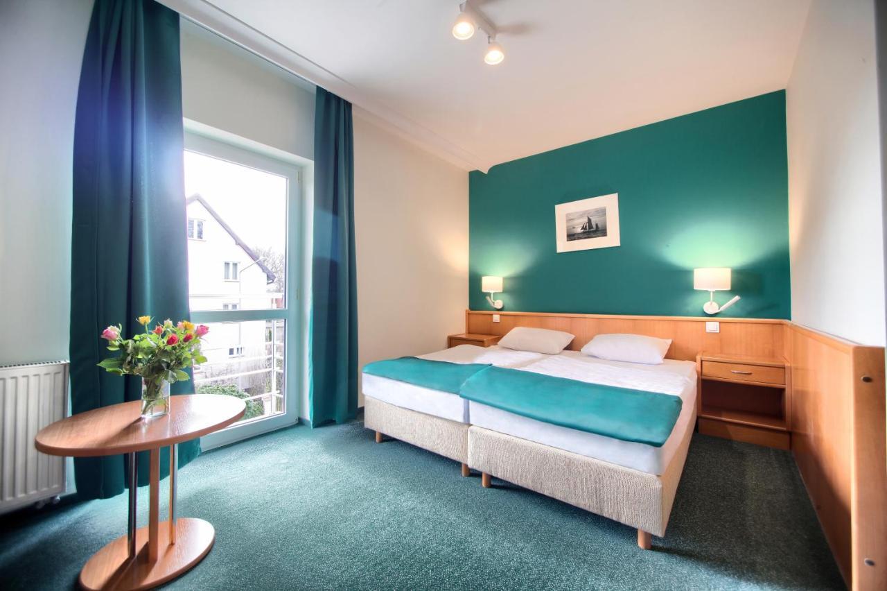 Hotel Taaakaryba à Kołobrzeg Extérieur photo