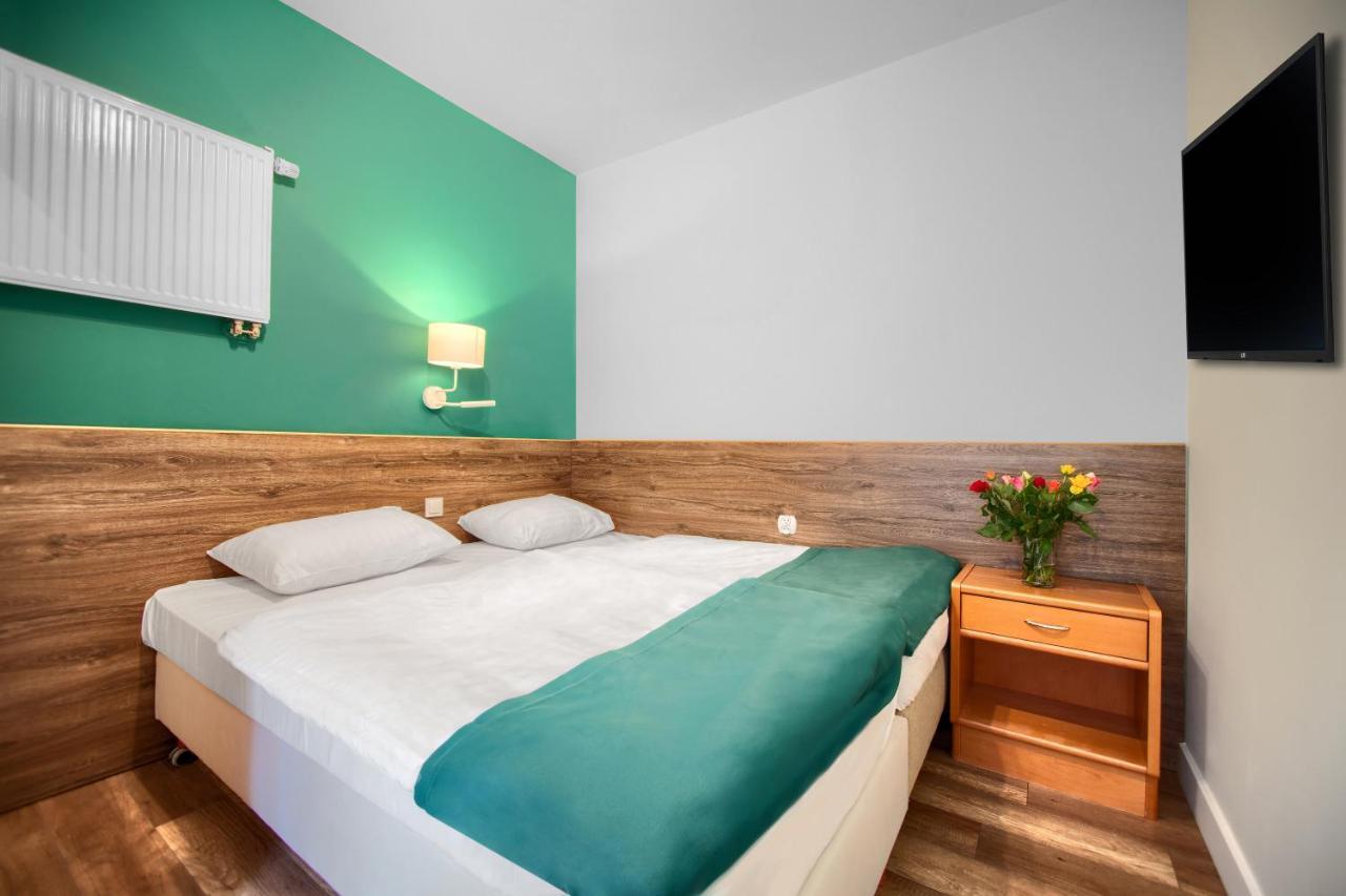 Hotel Taaakaryba à Kołobrzeg Extérieur photo