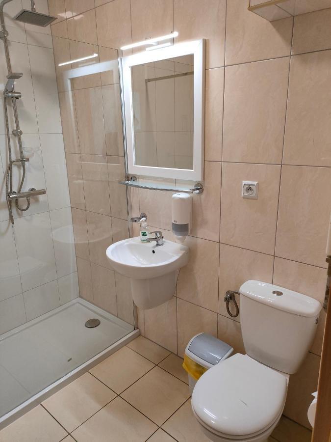 Hotel Taaakaryba à Kołobrzeg Extérieur photo