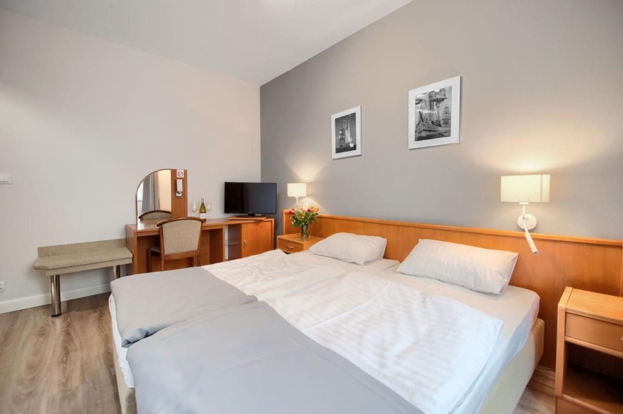 Hotel Taaakaryba à Kołobrzeg Extérieur photo
